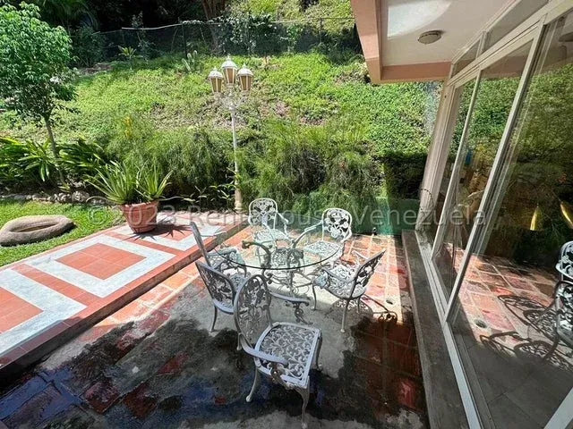 CASA EN VENTA EN CHUAO  - 4