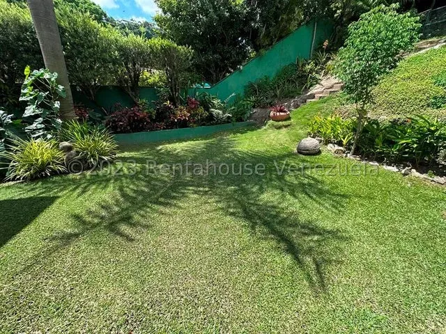 CASA EN VENTA EN CHUAO  - 17