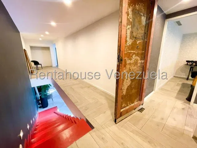 CASA REMODELADA EN VENTA EN SANTA EDUVIGIS - 9