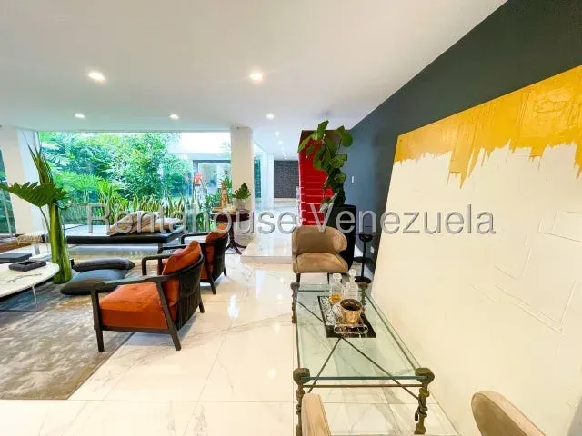 CASA REMODELADA EN VENTA EN SANTA EDUVIGIS - 20