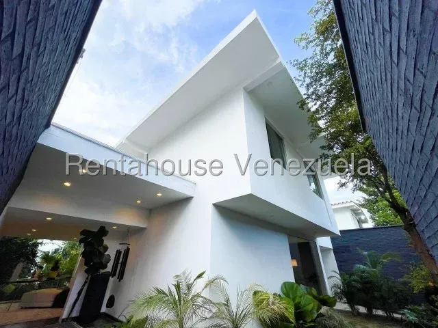 CASA REMODELADA EN VENTA EN SANTA EDUVIGIS - 34