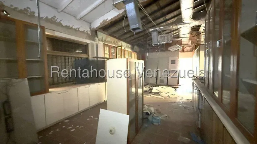 CASA RESIDENCIAL O COMERCIAL EN VENTA EN LAS MERCEDES - 2