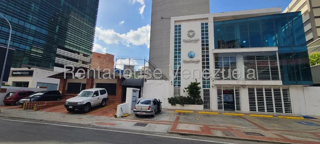 CASA RESIDENCIAL O COMERCIAL EN VENTA EN LAS MERCEDES - 7