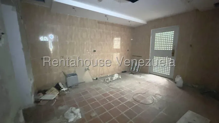 CASA RESIDENCIAL O COMERCIAL EN VENTA EN LAS MERCEDES - 11