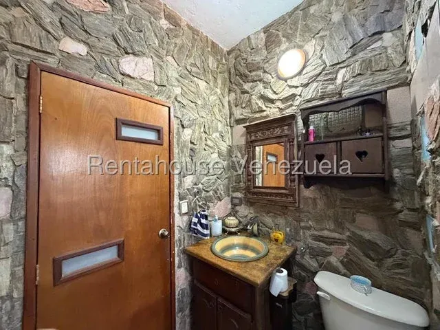 CASA TOWNHOUSE ENCANTADORA EN VENTA EN LAS MARIAS DE EL HATILLO - 18