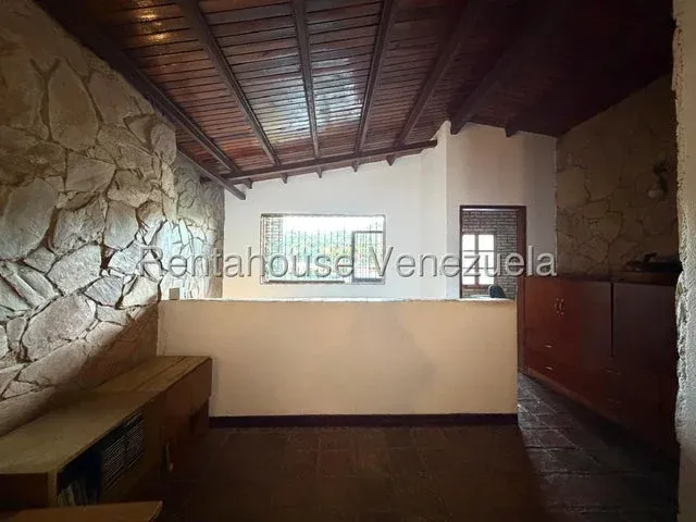 CASA TOWNHOUSE ENCANTADORA EN VENTA EN LAS MARIAS DE EL HATILLO - 39