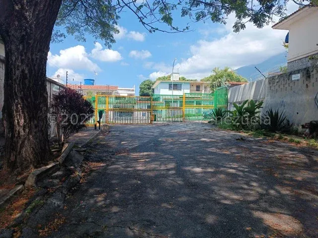 QUINTA PARA REMODELAR EN VENTA EN EL MARQUES - 2