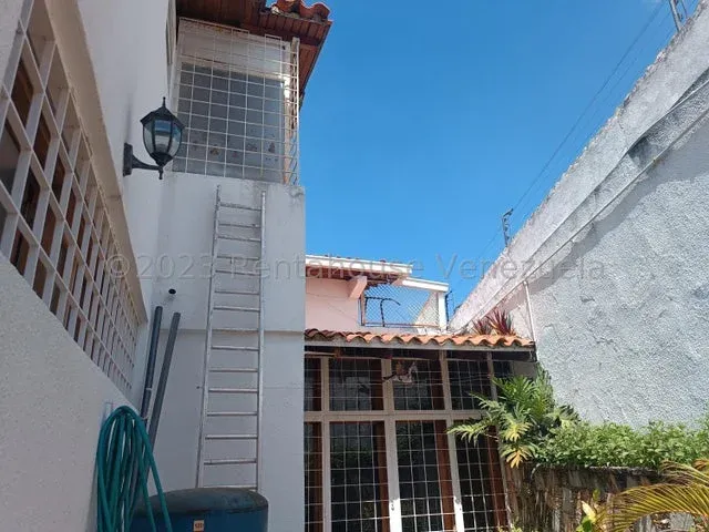 QUINTA PARA REMODELAR EN VENTA EN EL MARQUES - 35
