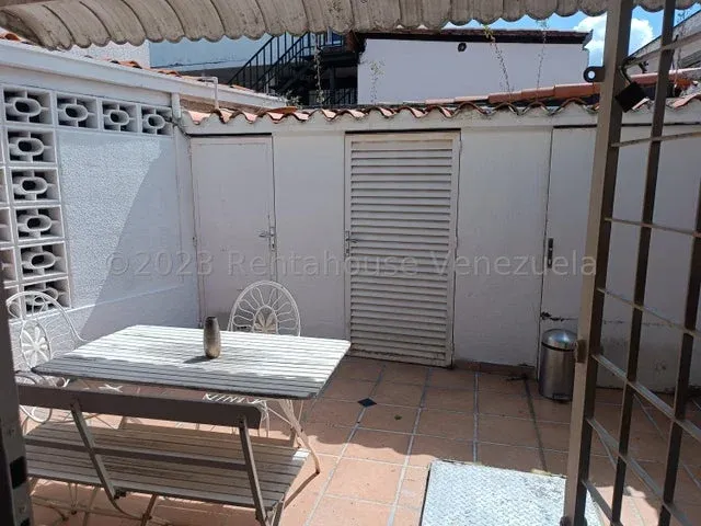 QUINTA PARA REMODELAR EN VENTA EN EL MARQUES - 40