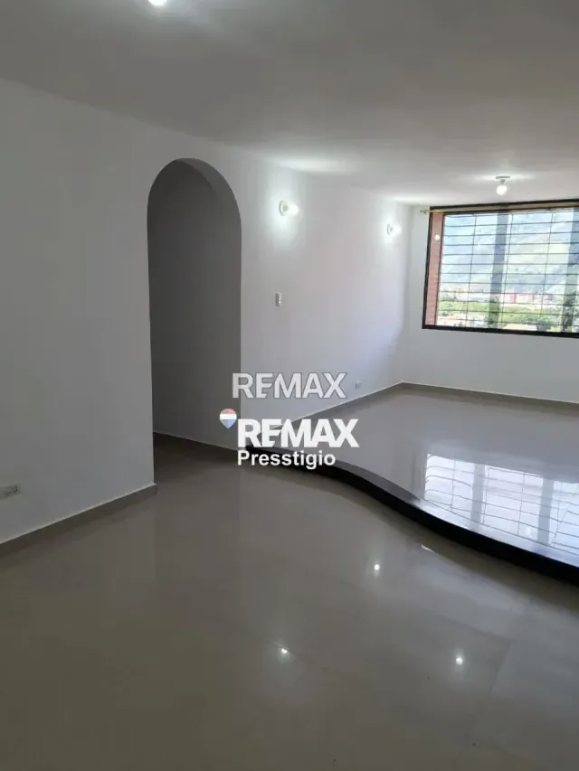 Apartamento en Alquiler - 3