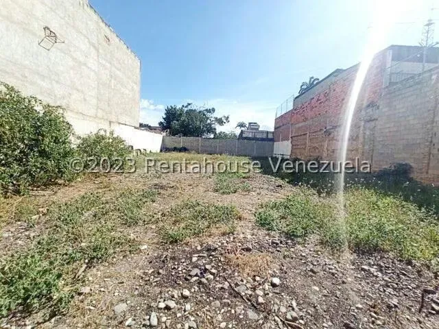 Terreno (Comercial) en Venta en Centro, Lara - 2