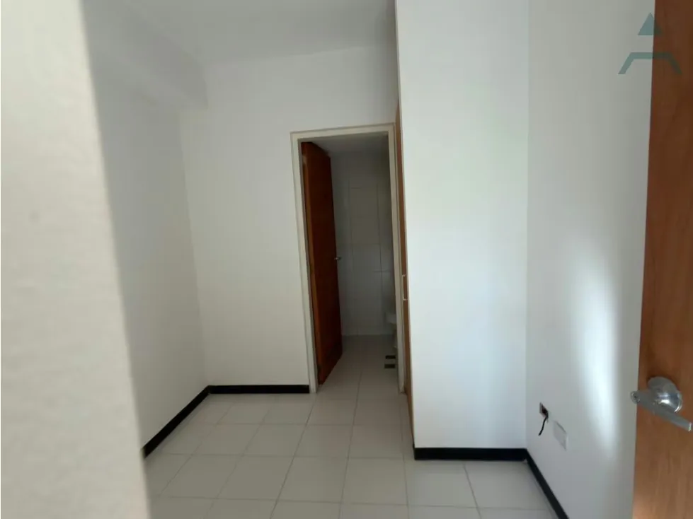 Se vende Apto PH 205m² 3h+1s/3.5b+1s/3p Lomas de Las Mercedes - 17
