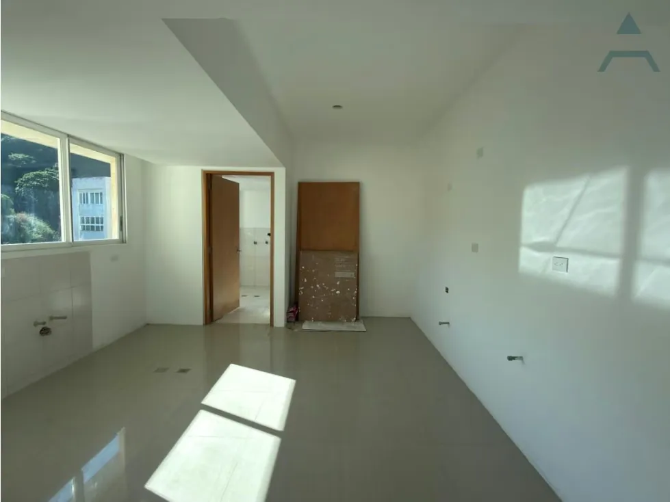 Se vende Apto PH 205m² 3h+1s/3.5b+1s/3p Lomas de Las Mercedes - 10