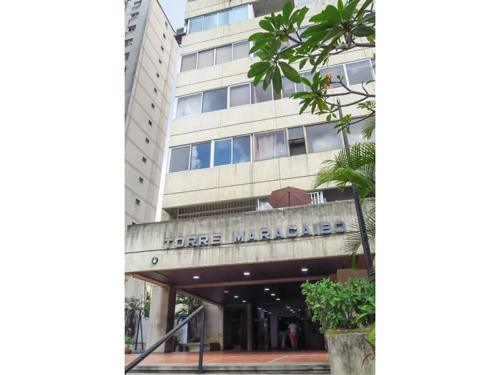 Consultorios en alquiler en Torre Maracaibo, Av. Libertador - 2