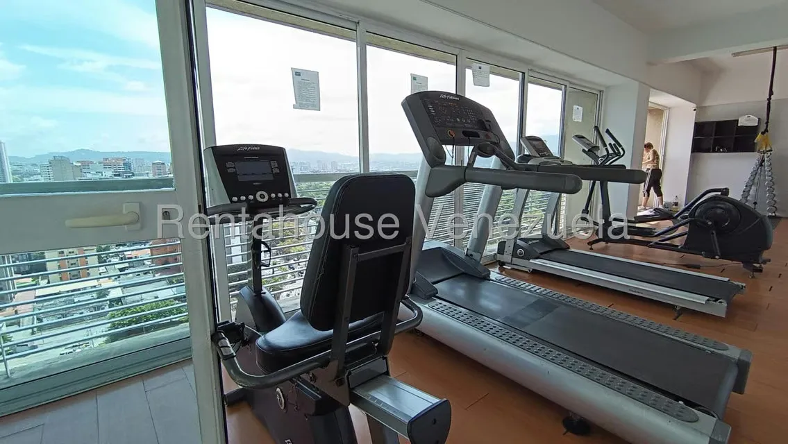 Apartamento (1 Nivel) en Alquiler en Santa Eduvigis, Distrito Metropolitano - 14