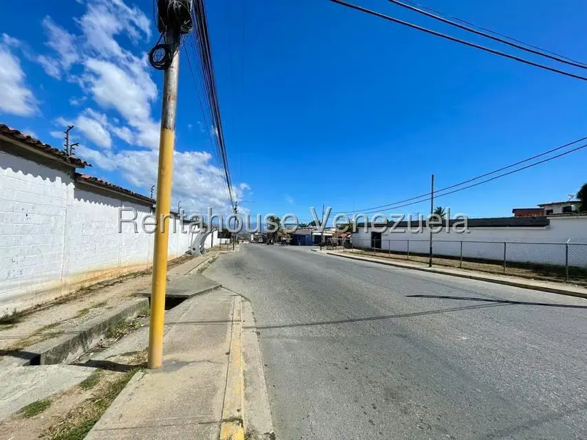 Comercial (Edificio) en Venta en Agua Viva, Lara - 25