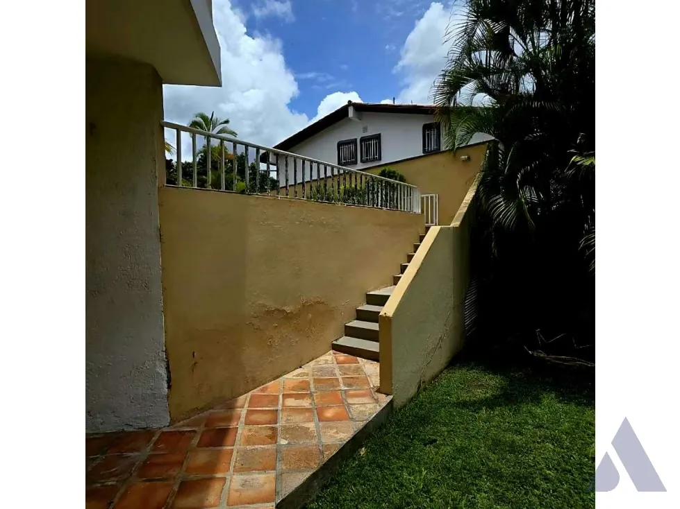 Se vende casa 450m2 Caurimare 7016 - 24