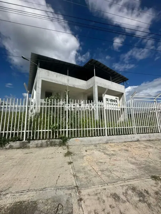 Venta De Galpon en zona Estrategica