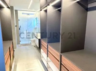 Apartamento en venta en Lecheria, Av Bolivar, Edificio La Corbeta - 6