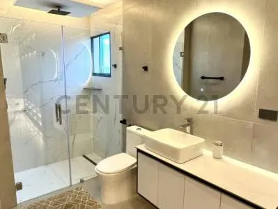 Apartamento en venta en Lecheria, Av Bolivar, Edificio La Corbeta - 7