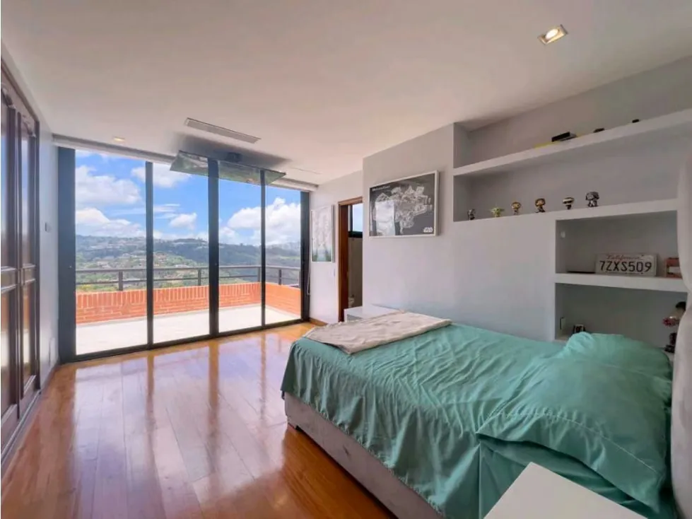 Se vende apto 650m2 urb. Colinas de Tamanaco - 13