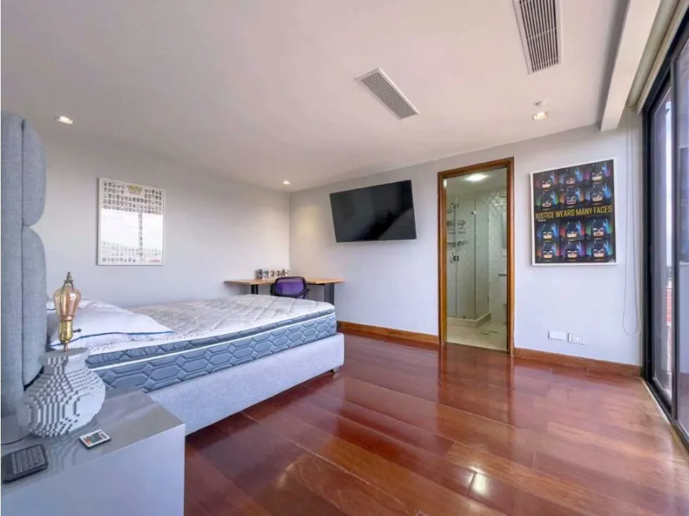 Se vende apto 650m2 urb. Colinas de Tamanaco - 15