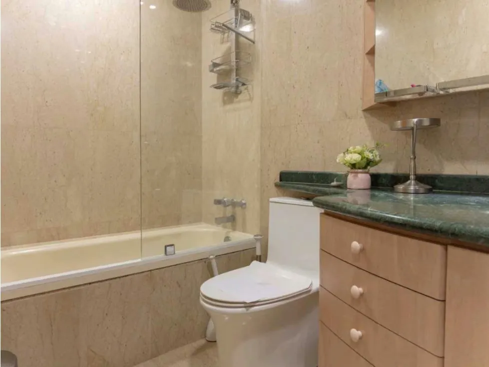 Se vende apto 650m2 urb. Colinas de Tamanaco - 18