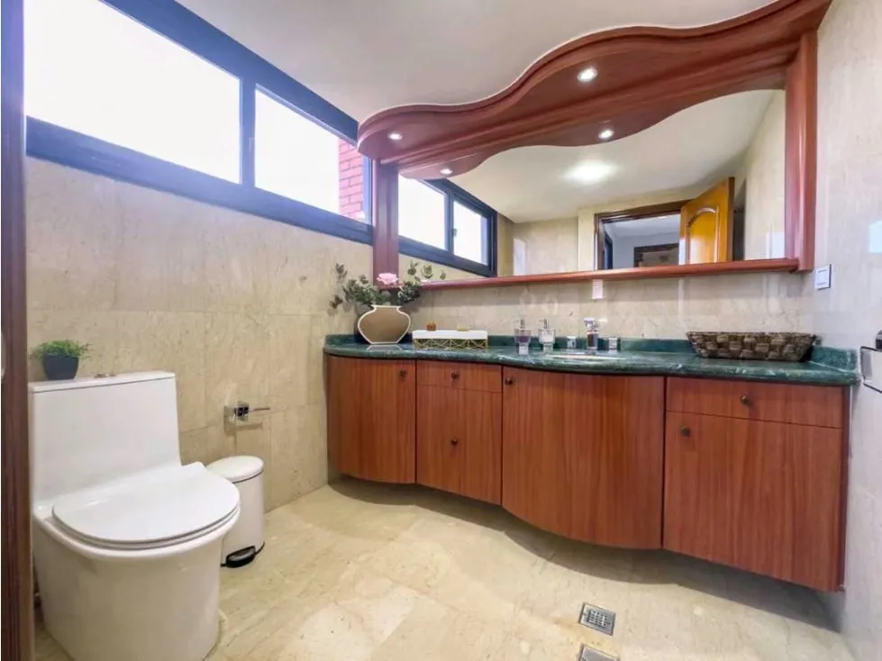 Se vende apto 650m2 urb. Colinas de Tamanaco - 21