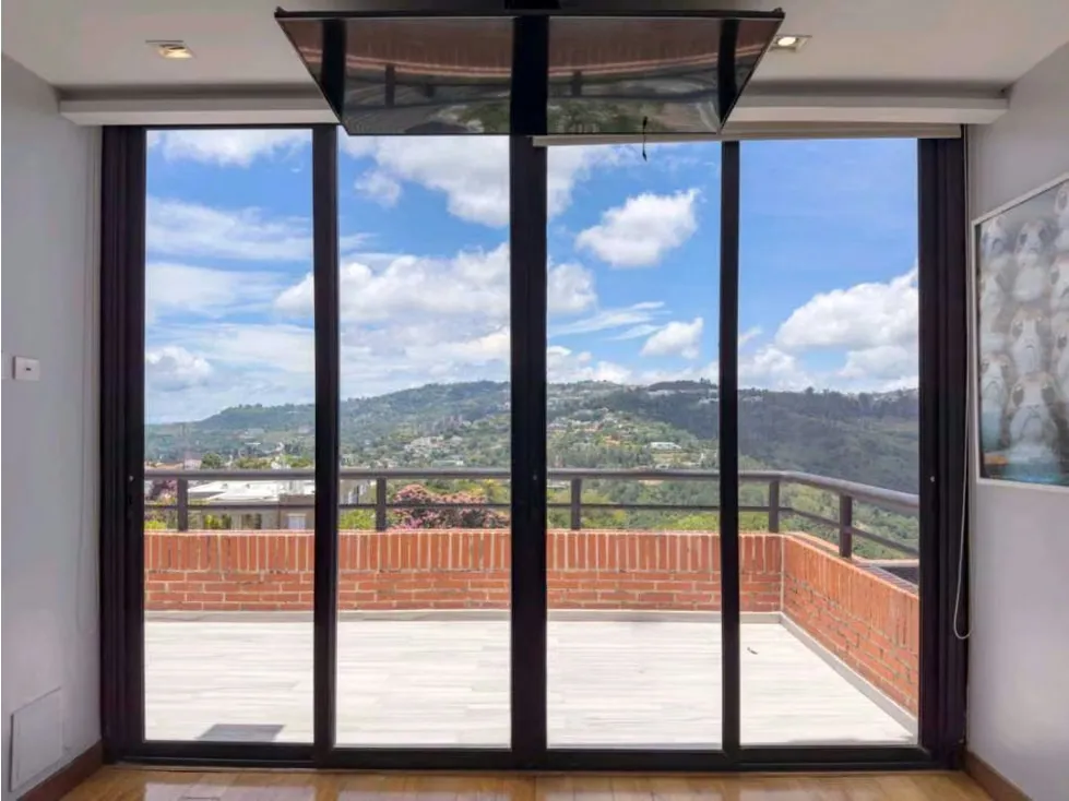 Se vende apto 650m2 urb. Colinas de Tamanaco - 24