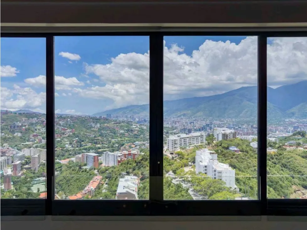 Se vende apto 650m2 urb. Colinas de Tamanaco - 32