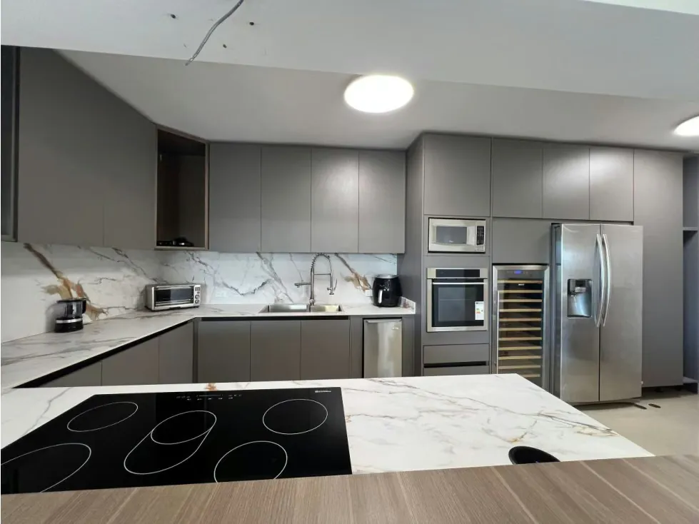 Vendo Apartamento en Puerto Encantado Remodelado y Equipado - 26