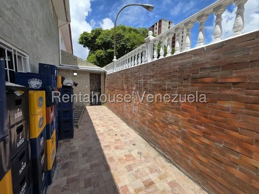 Casa (Duplex) en Venta en Los Budares, Miranda - 32