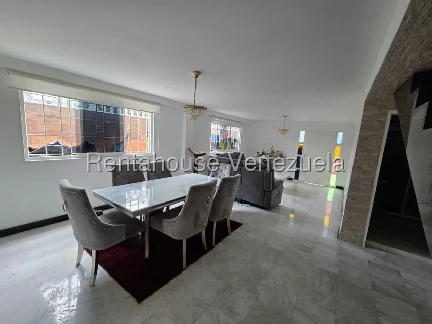 Casa (Duplex) en Venta en Los Budares, Miranda - 9