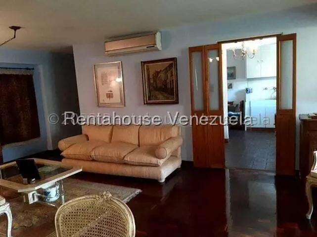 Apartamento (1 Nivel) en Venta en Chuao, Distrito Metropolitano - 16