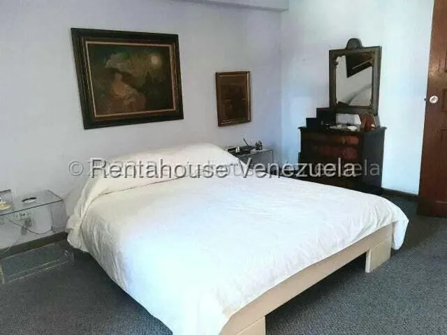 Apartamento (1 Nivel) en Venta en Chuao, Distrito Metropolitano - 33