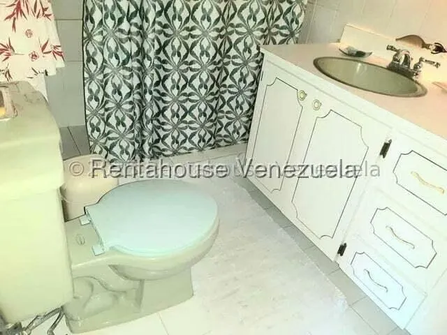 Apartamento (1 Nivel) en Venta en Chuao, Distrito Metropolitano - 41