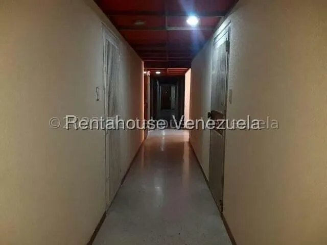 Apartamento (1 Nivel) en Venta en Chuao, Distrito Metropolitano - 43