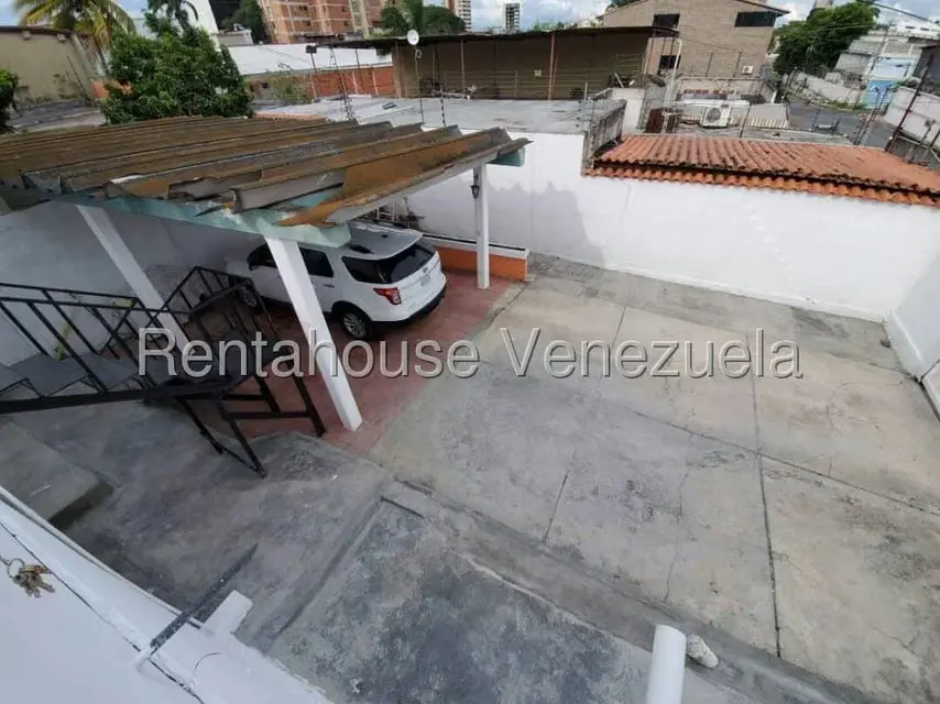 Casa (Duplex) en Venta en Zona Este, Lara - 11