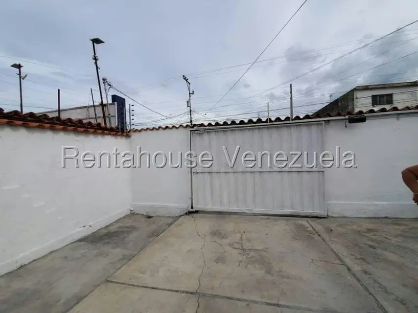Casa (Duplex) en Venta en Zona Este, Lara - 13
