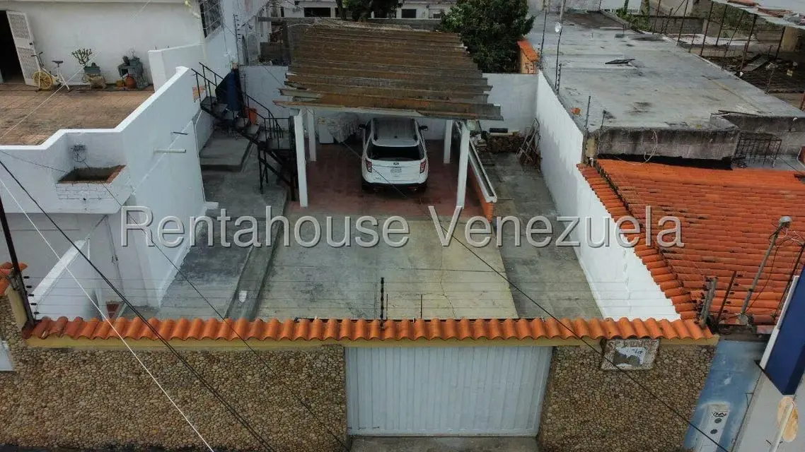 Casa (Duplex) en Venta en Zona Este, Lara - 5