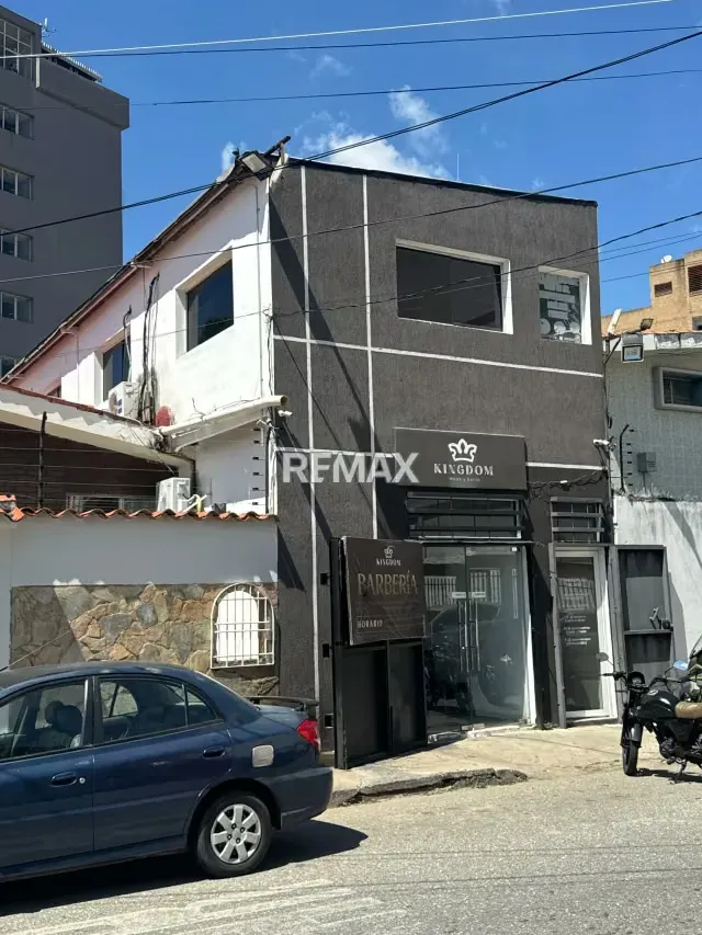 Se vende edificio completo