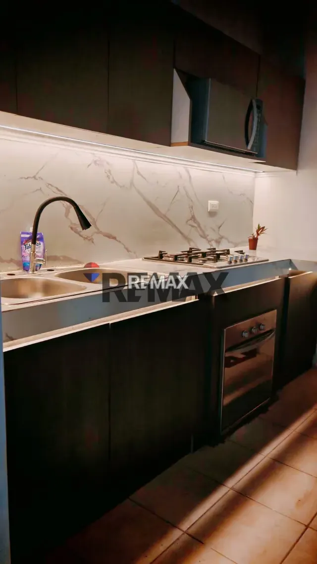Se Vende Casa en Urbanización Bosque de la Laguna - 3