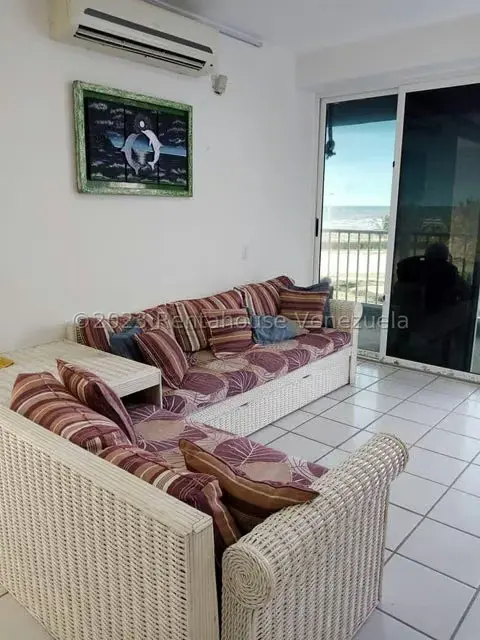 Apartamento (1 Nivel) en Venta en Agua Sal, Miranda - 3
