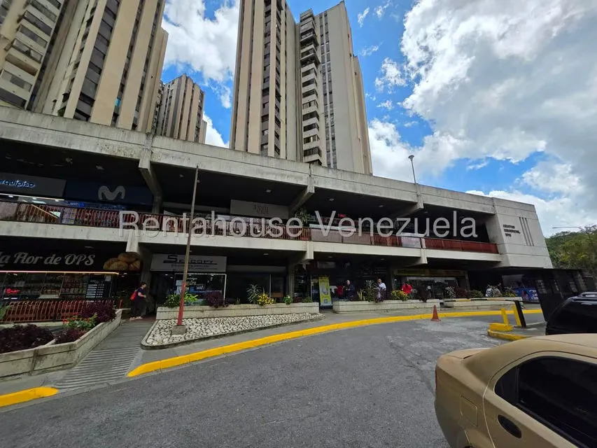 Local Comercial en Alquiler en Los Salias, Miranda - 11