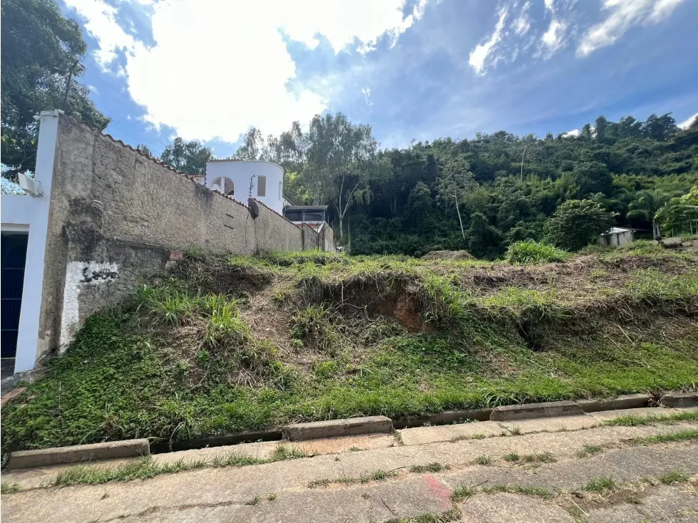 Se Vende Terreno 1850m² Cerro verde - 9