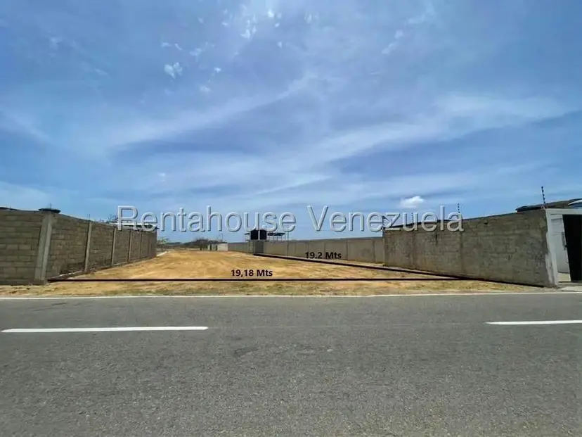 Terreno (Comercial) en Venta en Guanadito, Falcon