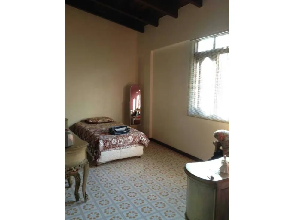 Vendo casa 450m2 La Trinidad 7059 - 7
