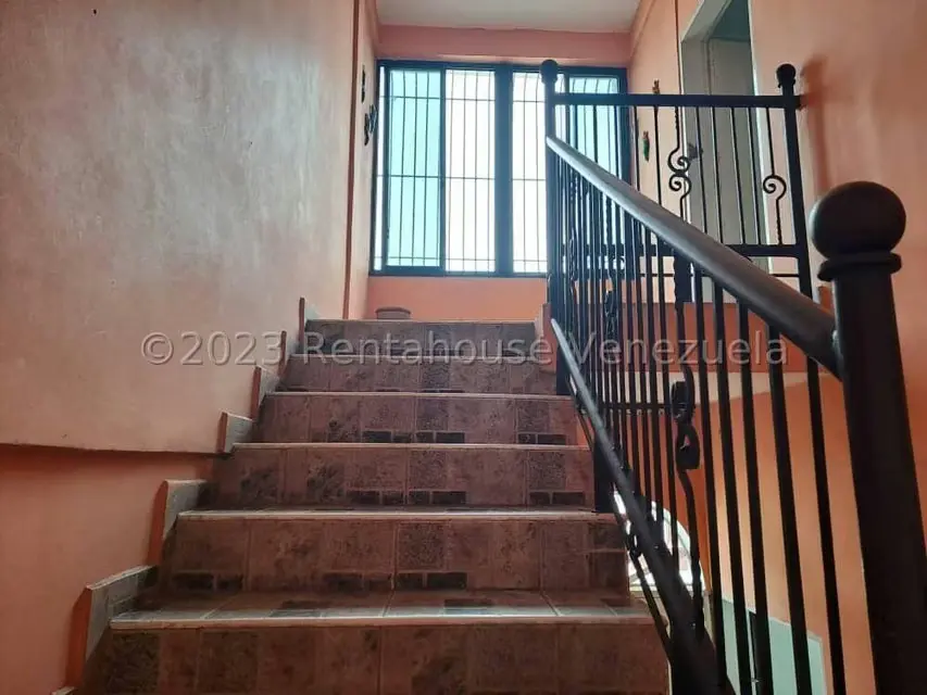Casa (Multipes Niveles) en Venta en Centro, Lara - 3