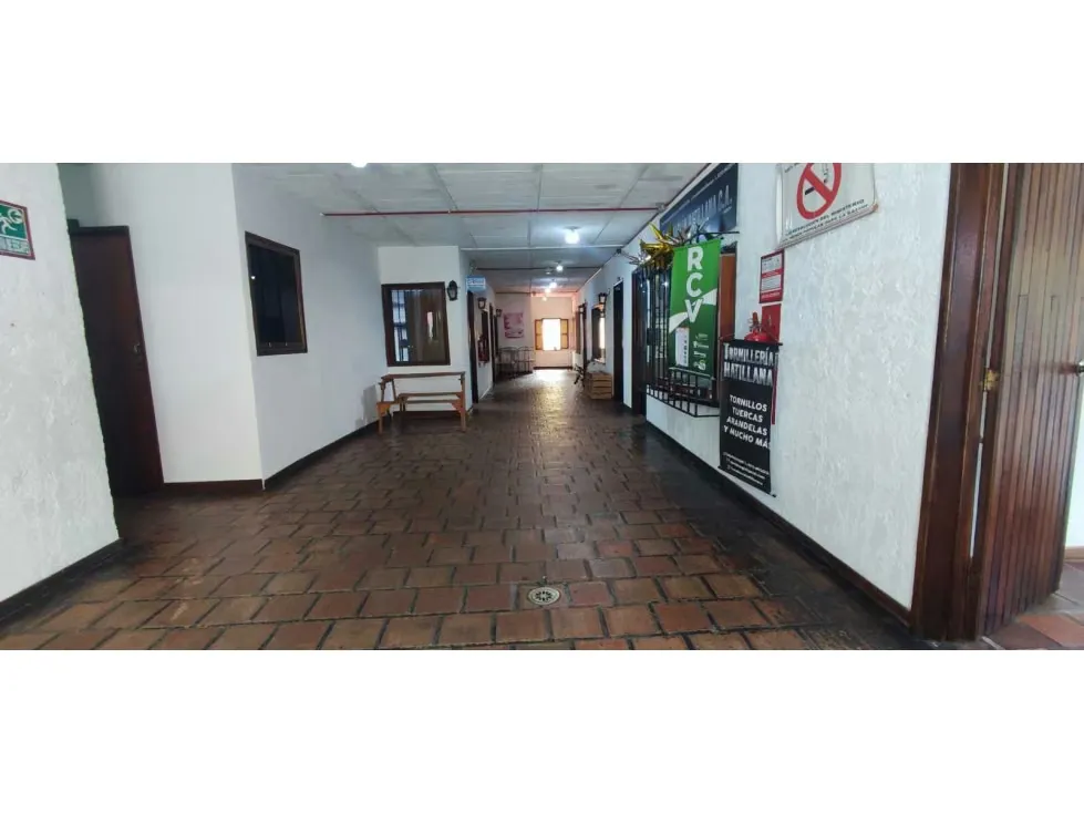 Alquilo locales desde 11 hasta 17m2 Mini Centro Comercial El Hatillo - 5