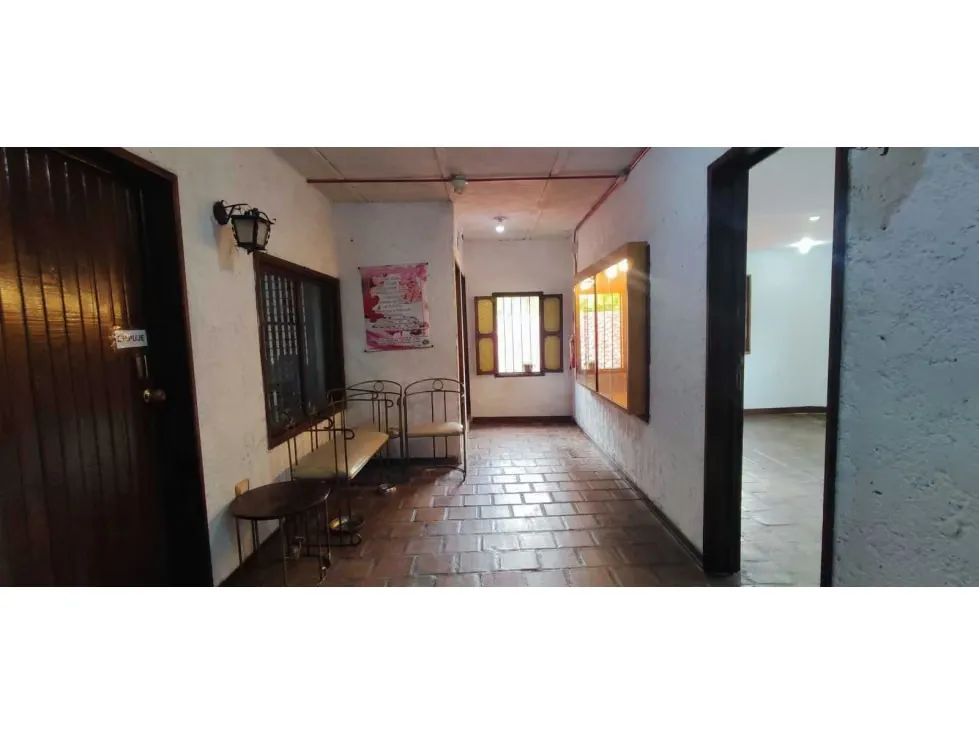 Alquilo locales desde 11 hasta 17m2 Mini Centro Comercial El Hatillo - 6